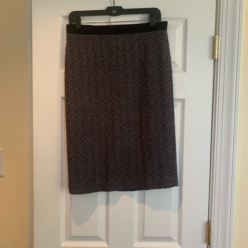 Grey skirt